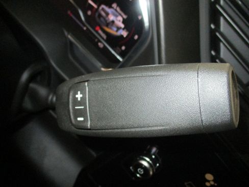 New 2025 GMC Sierra 2500 AT4 w/ AT4 Premium Plus Package image 27