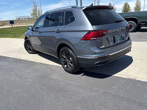 Used 2024 Volkswagen Tiguan SE w/ Panoramic Sunroof Package AWD/4WD image 5