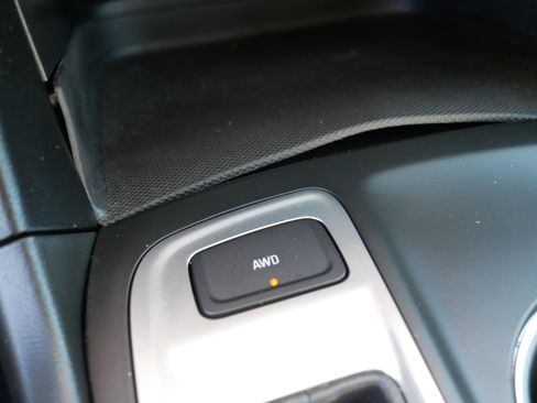 Used 2018 Chevrolet Equinox LT image 32