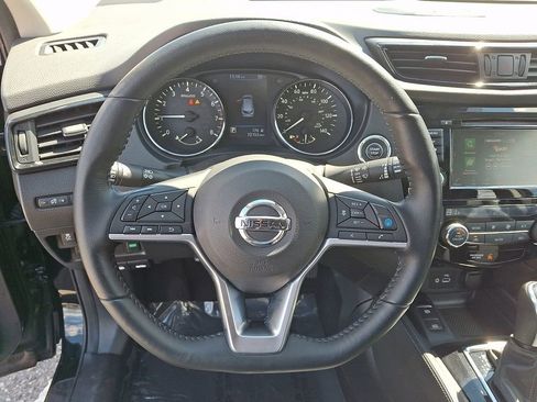 Used 2019 Nissan Rogue Sport SL w/ Premium Package image 21