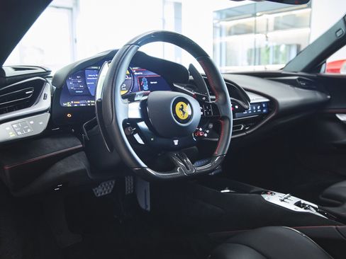 Used 2022 Ferrari SF90 Stradale image 22