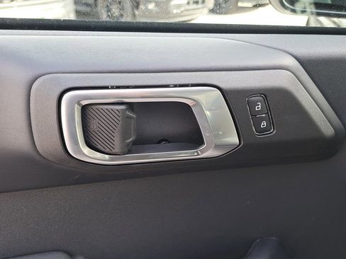 New 2026 Ford Bronco Badlands image 23