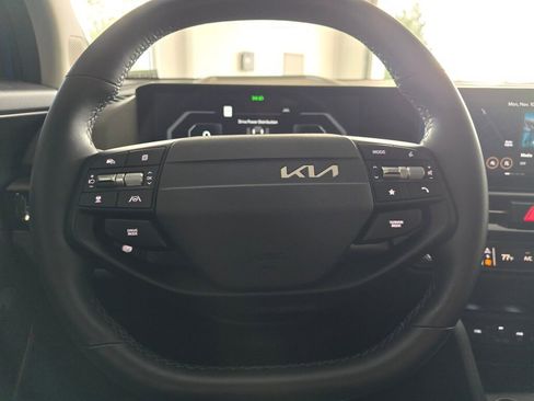 Used 2026 Kia Sportage SX image 26