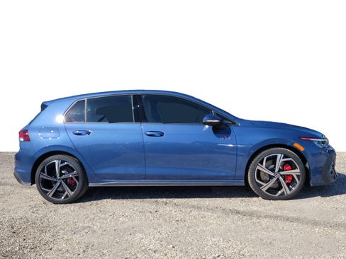 New 2026 Volkswagen GTI SE FWD image 5