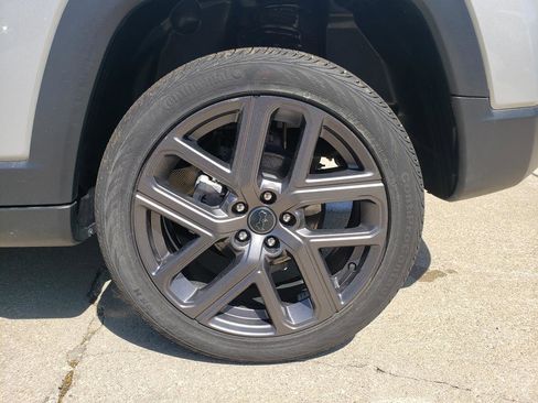 New 2026 Jeep Compass Limited AWD/4WD image 24