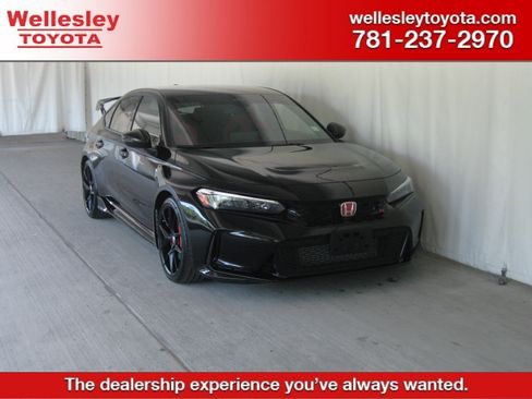 Used 2024 Honda Civic Type R image 1