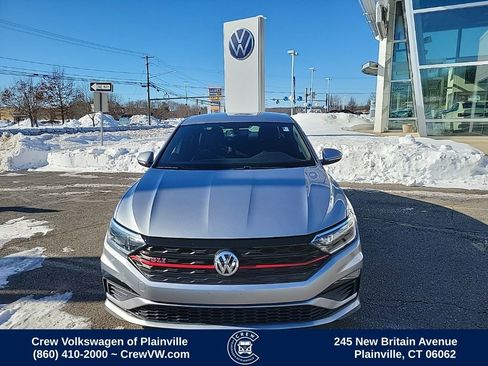 Used 2021 Volkswagen Jetta GLI image 2
