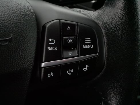 Used 2020 Ford Escape SE Sport image 25