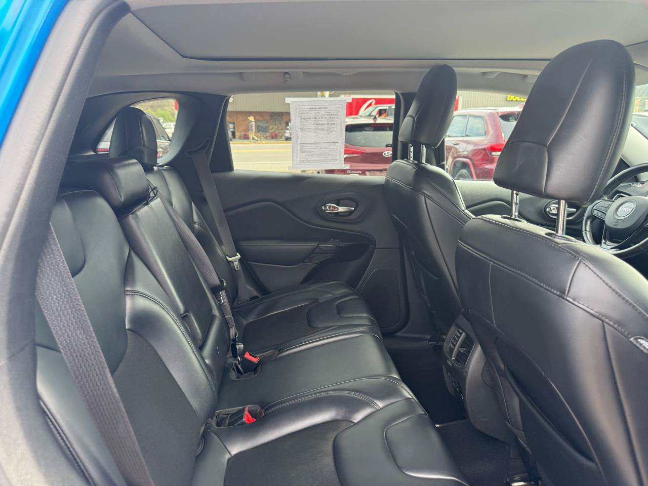 Used 2020 Jeep Cherokee Latitude Plus AWD/4WD image 40