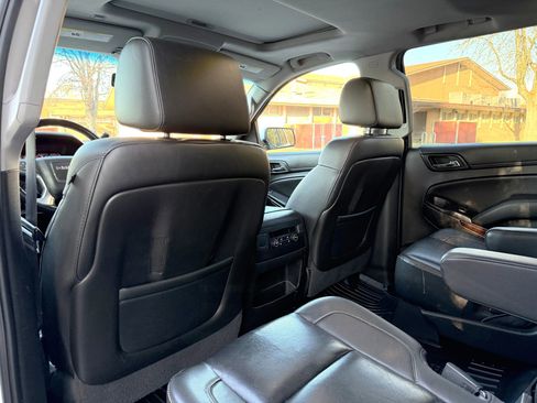 Used 2016 GMC Yukon SLT w/ HD Trailering Package image 37