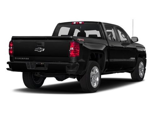 Used 2018 Chevrolet Silverado 1500 Custom w/ Custom Value Package AWD/4WD image 2