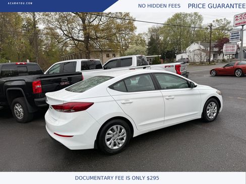 Used 2018 Hyundai Elantra SE image 6
