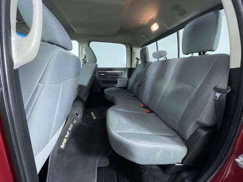 Used 2014 RAM 1500 Classic SLT image 19