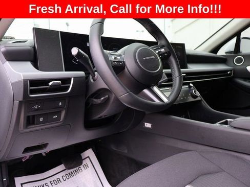 Used 2025 Hyundai Sonata SEL FWD image 20