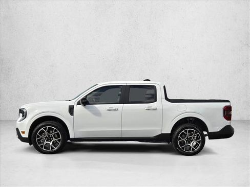 New 2026 Ford Maverick Lariat image 8
