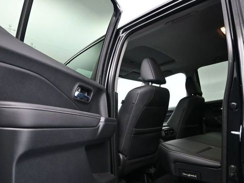 Certified 2025 Honda Ridgeline RTL+ image 13