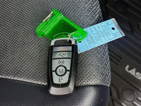 Used 2021 Ford F150 Lariat w/ Equipment Group 502A High image 33