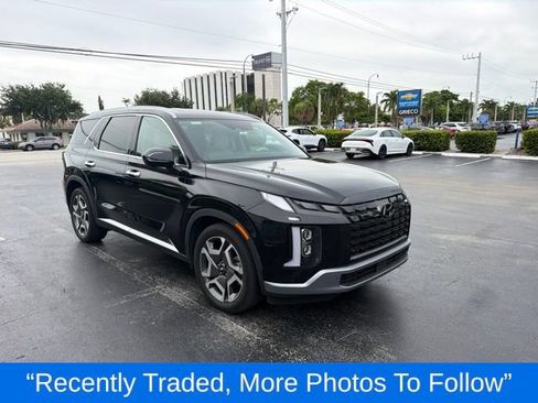 Used 2023 Hyundai Palisade Limited FWD image 1