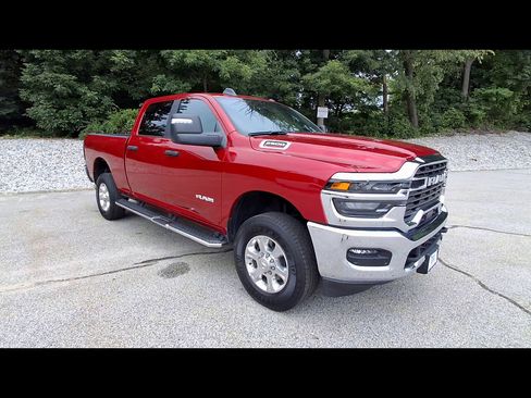 Used 2026 RAM 2500 Big Horn AWD/4WD image 2