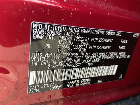 Used 2022 Toyota RAV4 XLE AWD/4WD image 36