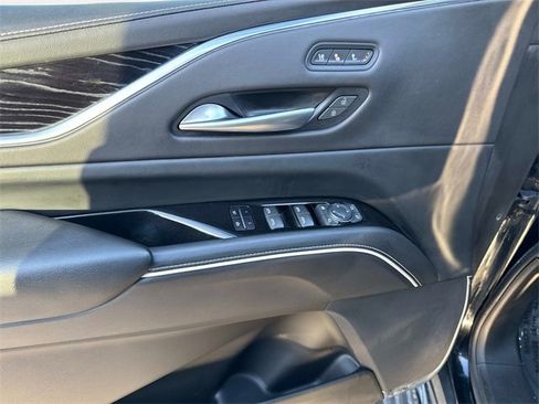 Used 2023 Cadillac Escalade Sport w/ Touring Package image 17
