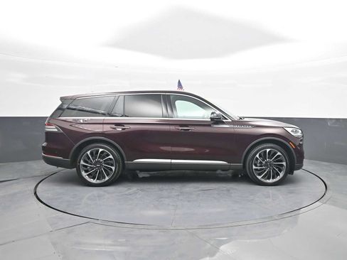 Used 2020 Lincoln Aviator Reserve w/ Equipment Group 202A AWD/4WD image 9
