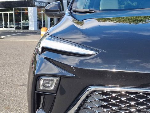 Certified 2024 Buick Encore GX Avenir w/ Avenir Convenience Package image 10