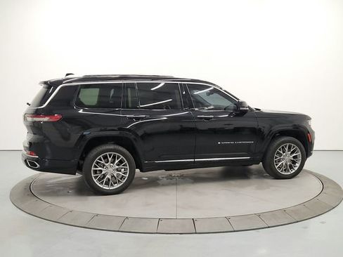 Used 2022 Jeep Grand Cherokee L Summit w/ Luxury Tech Group V AWD/4WD image 7