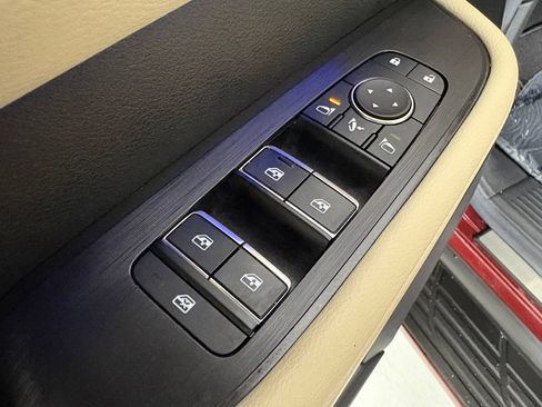 Used 2025 Nissan Armada Platinum Reserve AWD/4WD image 21