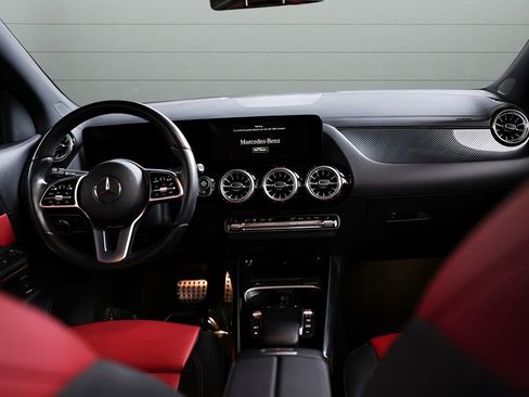 Used 2023 Mercedes-Benz GLA 250 4MATIC image 28