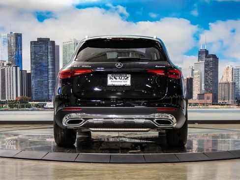 Certified 2025 Mercedes-Benz GLC 350e GLC 350e image 11