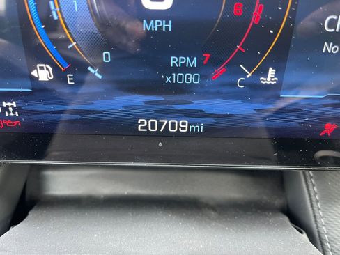 Used 2025 Chevrolet Equinox LT image 40