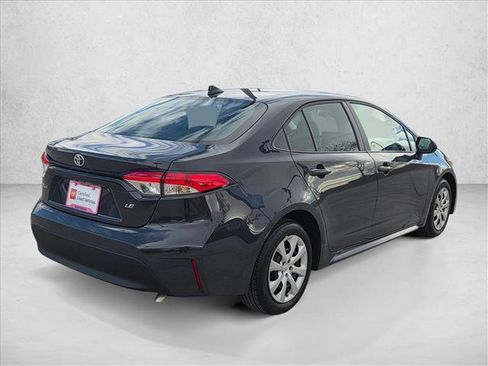 Certified 2025 Toyota Corolla LE image 5