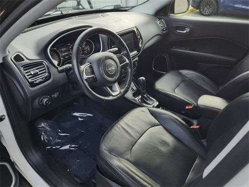 Used 2018 Jeep Compass Limited image 18