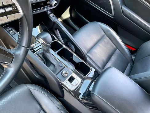 Used 2025 Kia Telluride S FWD image 15