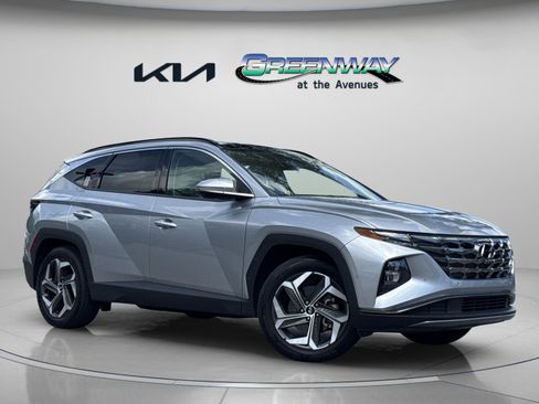 Used 2024 Hyundai Tucson Limited FWD image 2