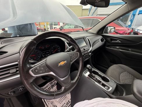 Used 2018 Chevrolet Equinox LT AWD/4WD image 21