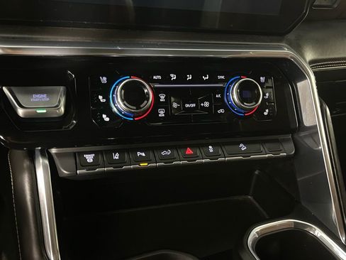 Used 2024 GMC Sierra 2500 Denali Ultimate image 18