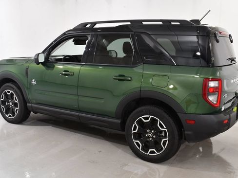 Used 2025 Ford Bronco Sport Outer Banks w/ Outer Banks Tech Package+ AWD/4WD image 15