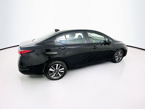 Used 2025 Nissan Versa SV FWD image 10