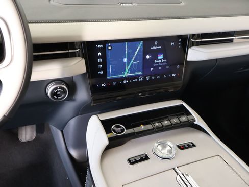 New 2026 Lincoln Navigator Premiere AWD/4WD image 5