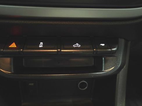 Used 2016 Chevrolet Colorado LT w/ LT Convenience Package AWD/4WD image 19