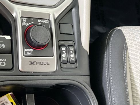 Used 2023 Subaru Forester Premium AWD/4WD image 19