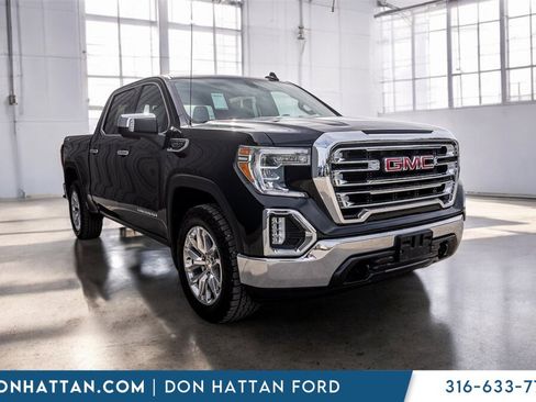 Used 2019 GMC Sierra 1500 SLT w/ SLT Premium Package image 32