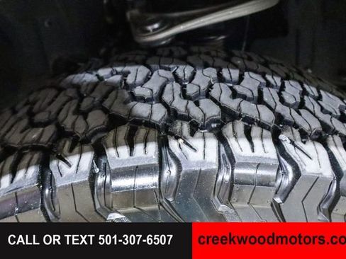 Used 2024 Ford Bronco Badlands AWD/4WD image 37