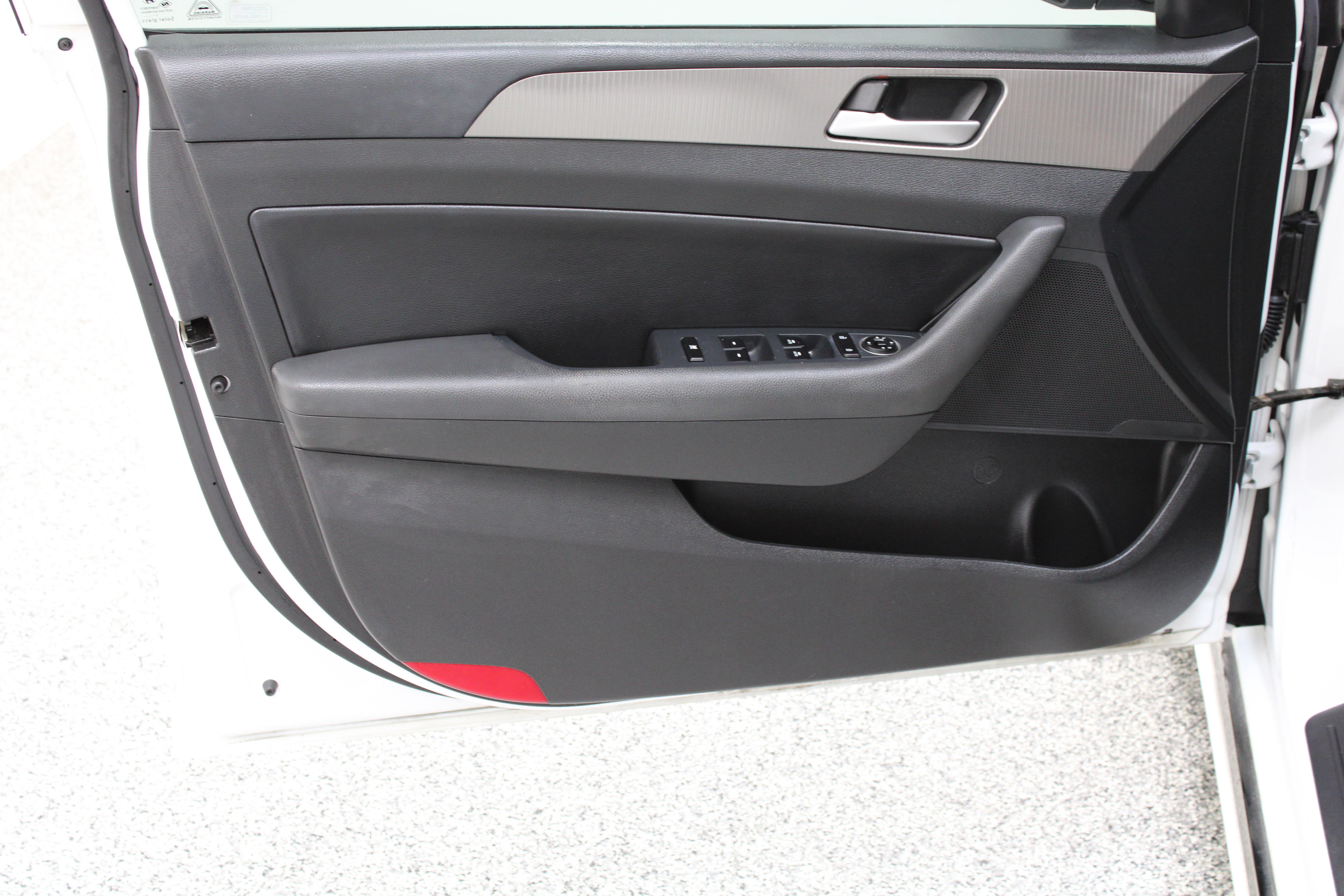 Used 2018 Hyundai Sonata Sport FWD image 12