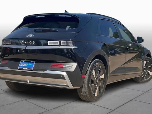 Certified 2025 Hyundai Ioniq 5 SEL image 12