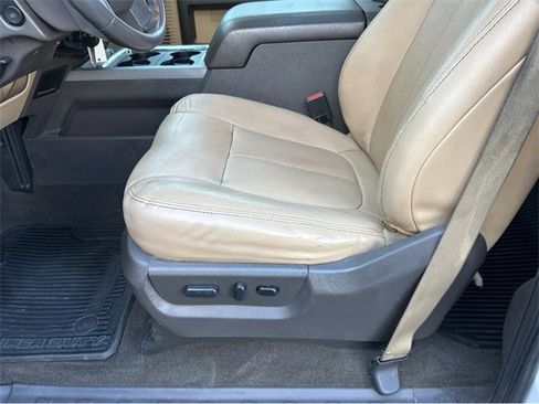 Used 2016 Ford F350 Lariat w/ Lariat Ultimate Package image 35