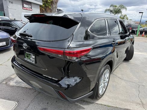 Used 2023 Toyota Highlander Limited AWD/4WD image 7