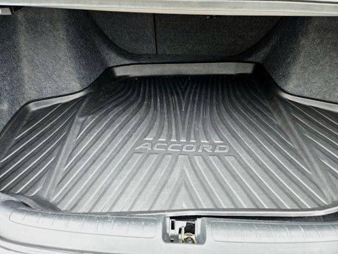 Used 2019 Honda Accord EX-L image 27